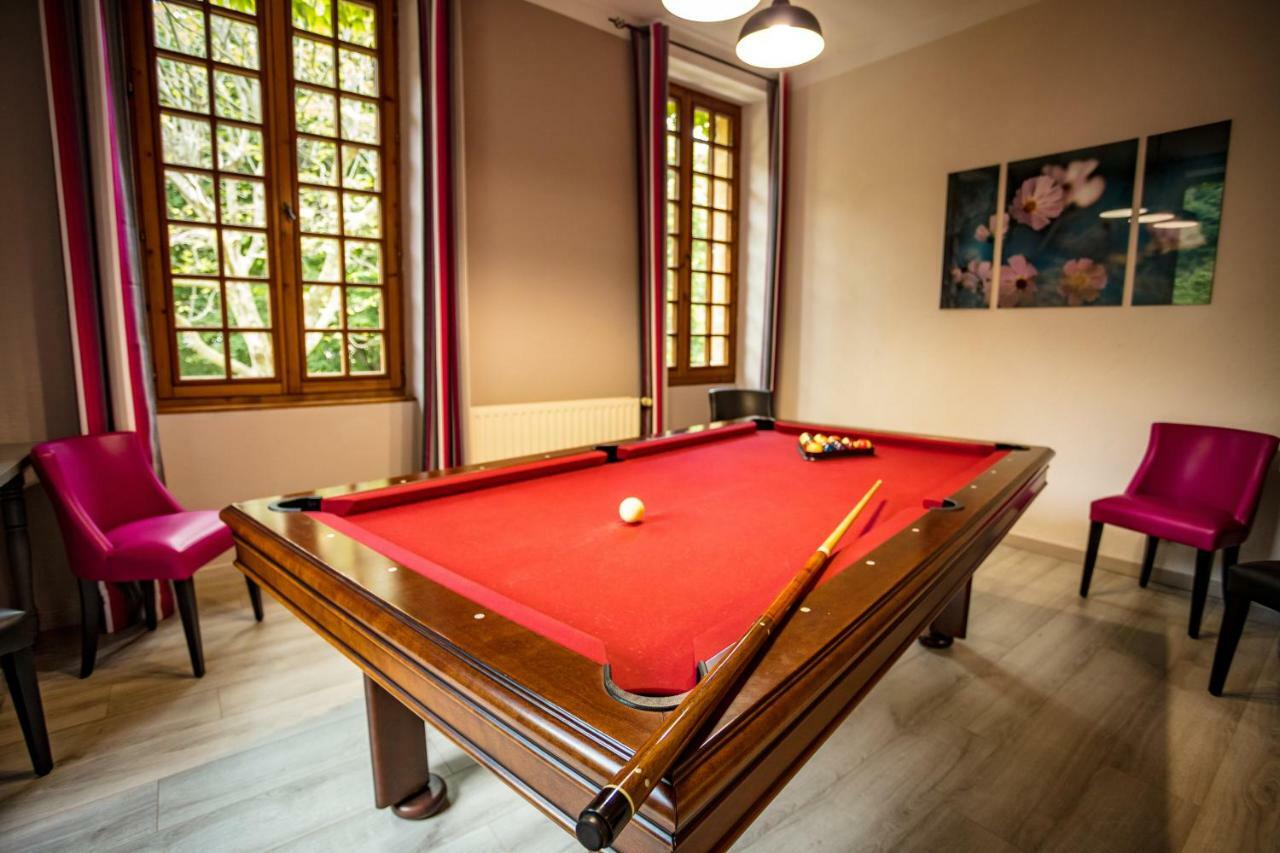 Logis Hostellerie Du Grand Duc Hotel Restaurant Gincla Esterno foto
