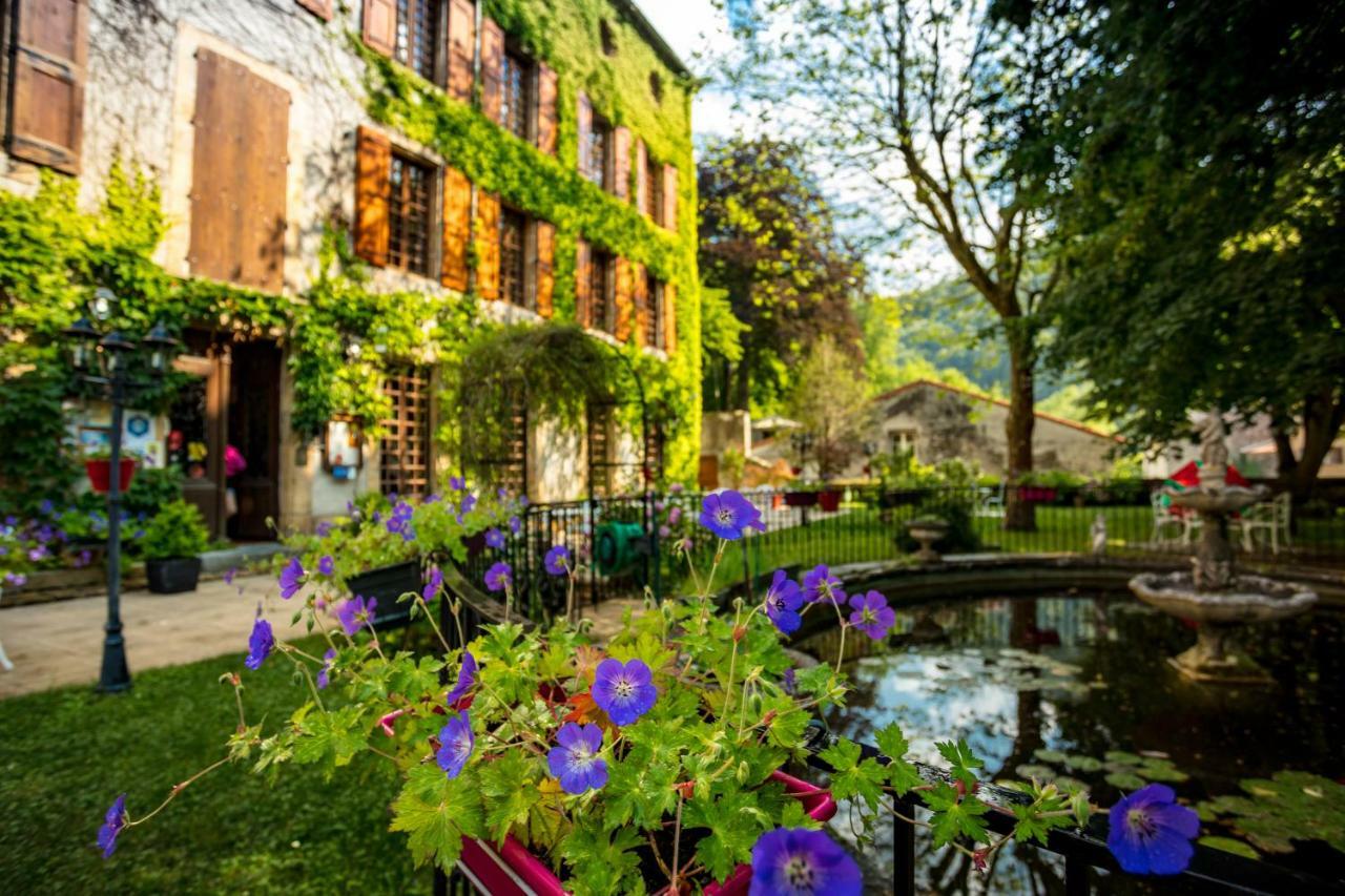 Logis Hostellerie Du Grand Duc Hotel Restaurant Gincla Esterno foto